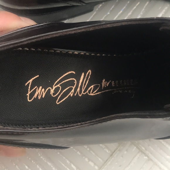 Shoes - Picture 4 of 7